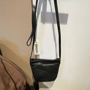 Baggu brand new black leather shoulder bag